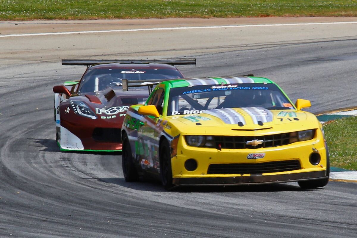 Dave Ricci in front